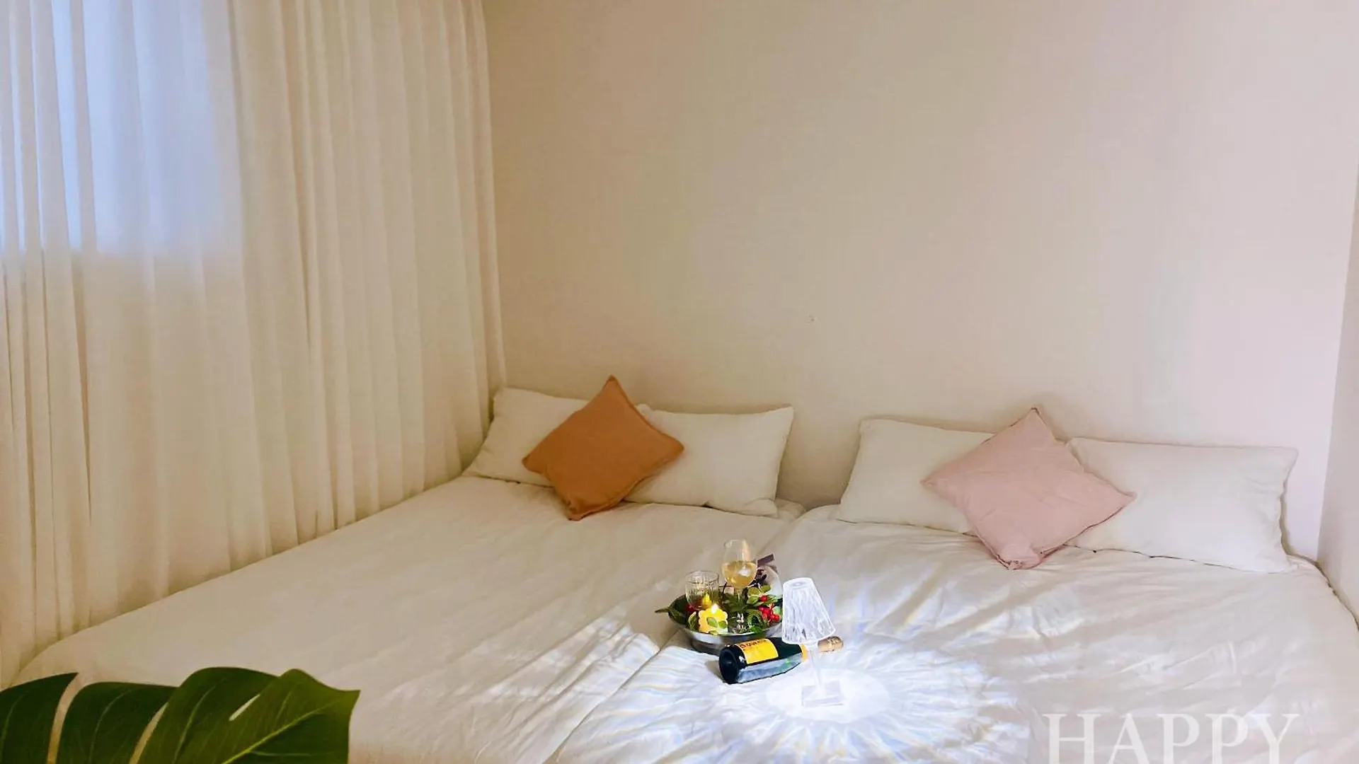 Happy Stay In Seoul Near Kspo Dome,Lotte Tower,Jyp Apartment